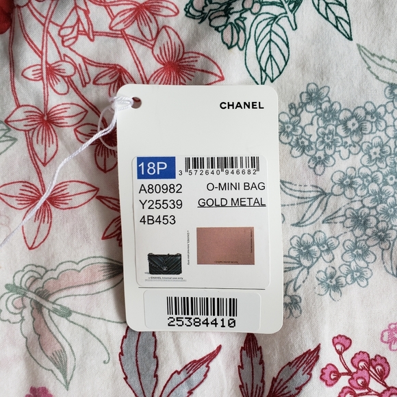 Chanel Mini O light pink handbag gold handle bar - Picture 10 of 10